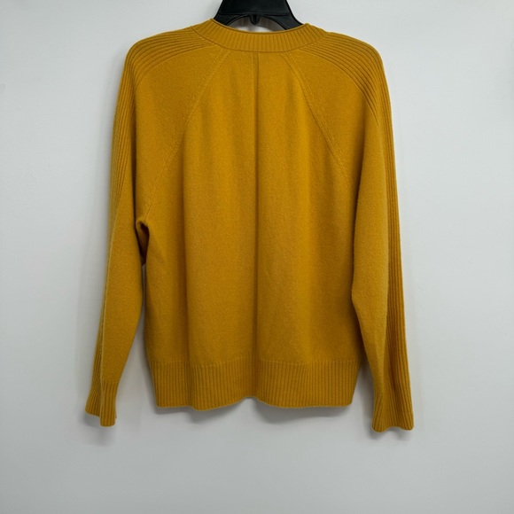 Rag & Bone Sweater Women’s S 100% Yellow Cashmere Pullover V-Neck Long Sleeve - Picture 3 of 9